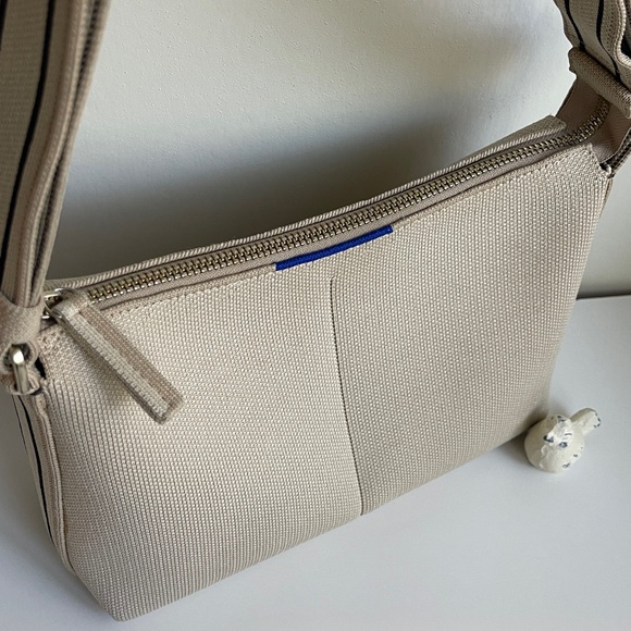 Rothy’s The Casual Crossbody Color Parchment - Picture 10 of 16